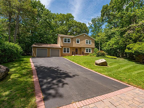 2nd image of 600 Scraggy Hill Road