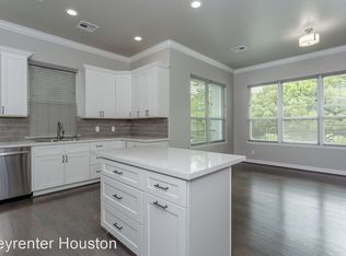 4501 Larch Ln #A, Bellaire, TX 77401