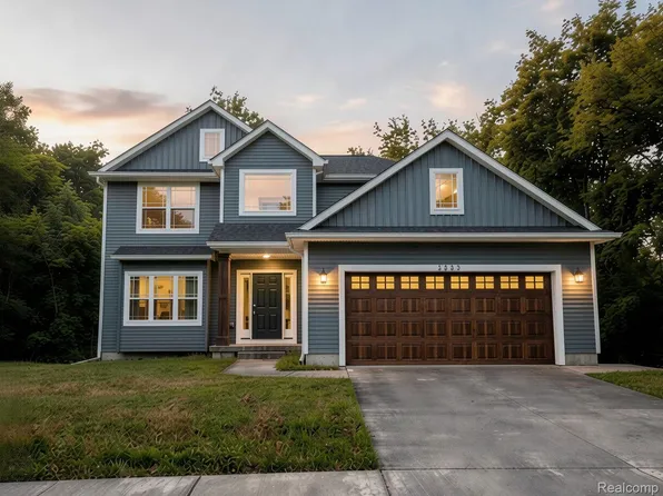 553 W Wildwood Dr, Owosso, MI 48867