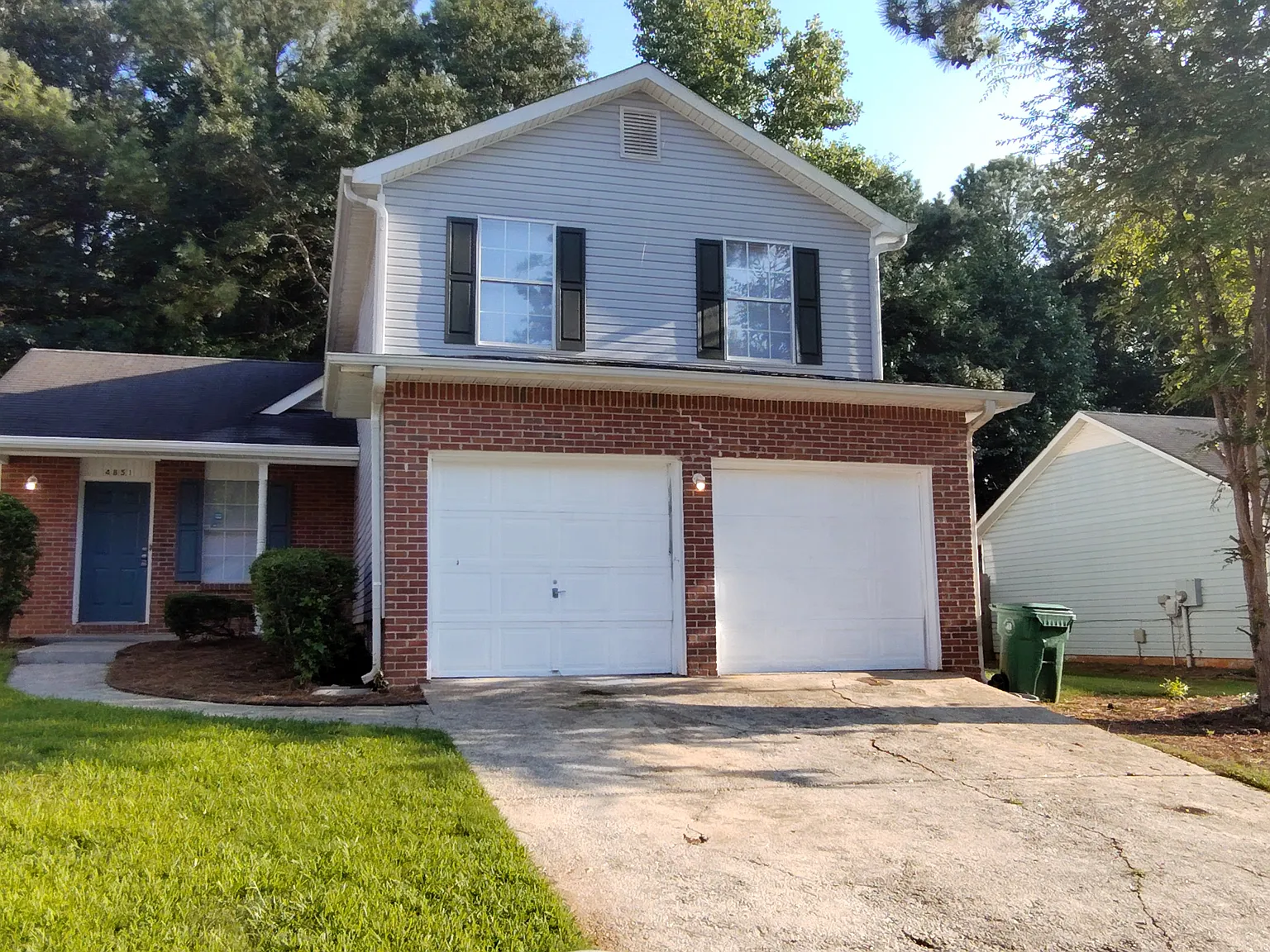 3 bed, 2.5 bath, 1520 sqft, $1,900 — Photo 2