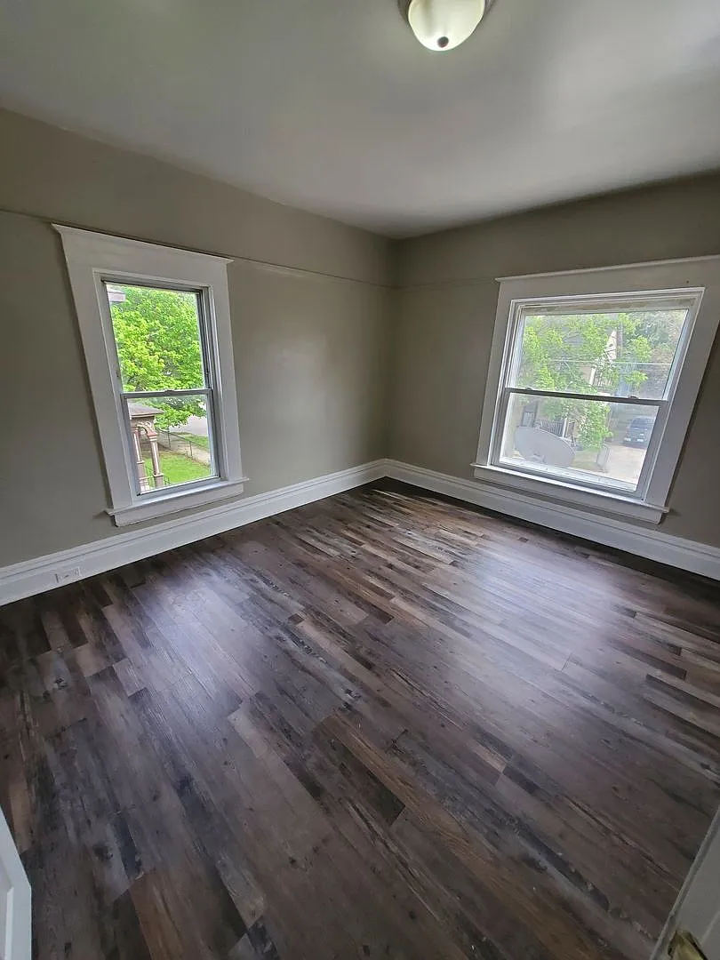 1108-1110 61st St. (Duplex) — Photo 4