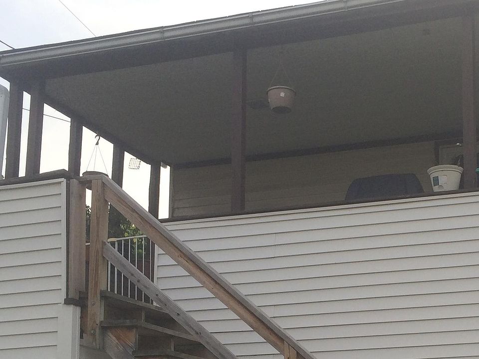 balcony/porch