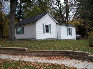 403 E Walnut St, Bloomingdale, MI 49026