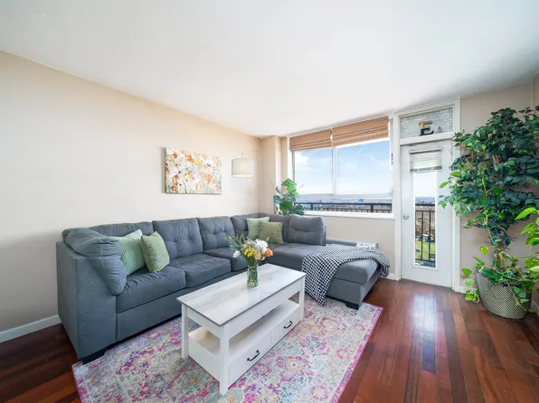 100 Manhattan Ave APT 1601, Union City, NJ 07087