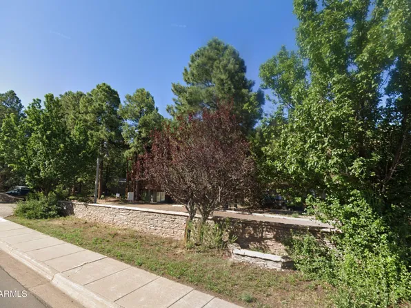 93 E WHITE MOUNTAIN Boulevard #18, Pinetop, AZ 85935