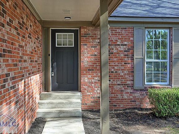 2nd image of 100 Community Rd