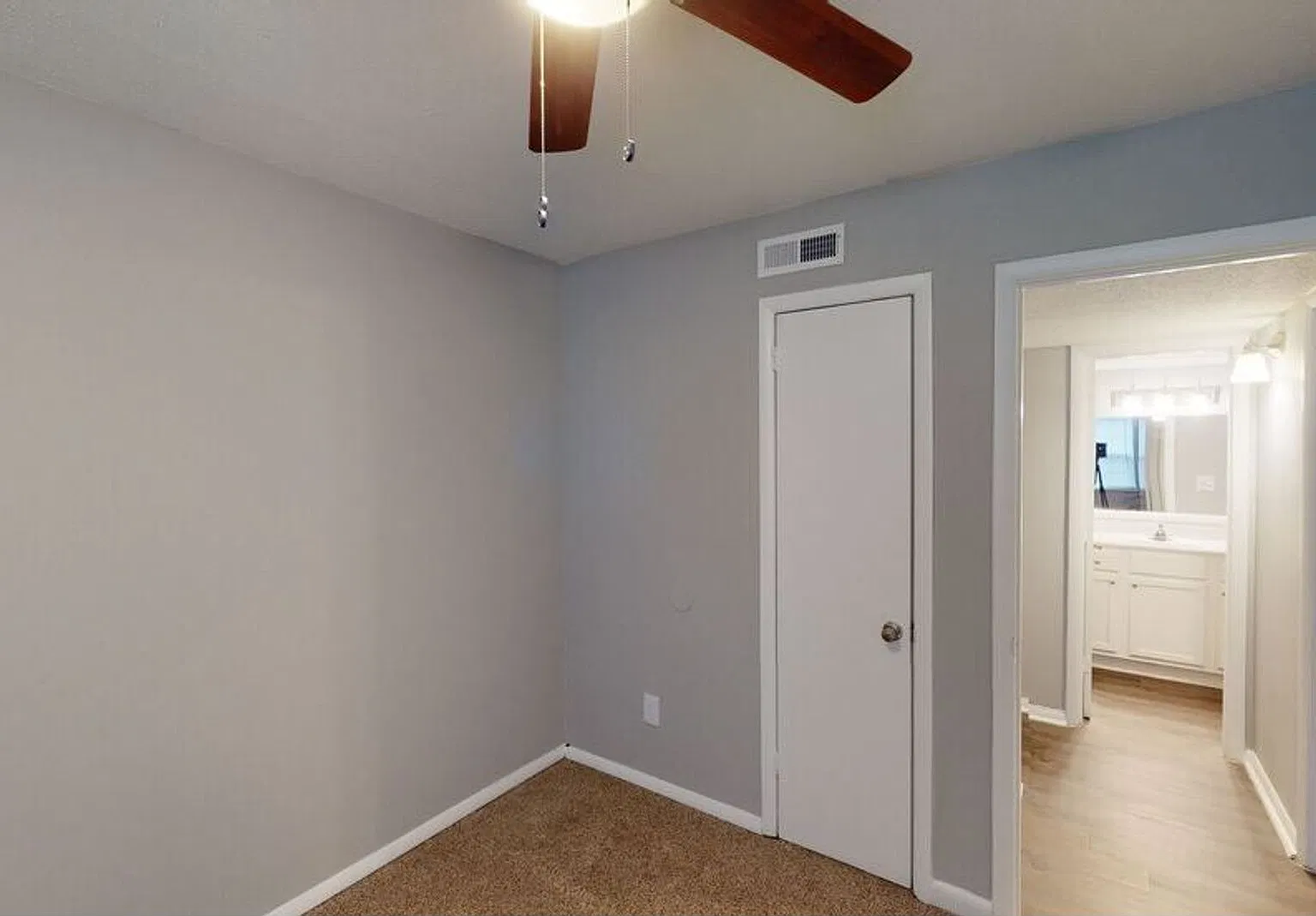 4031 Hunters Ridge Drive — Photo 4