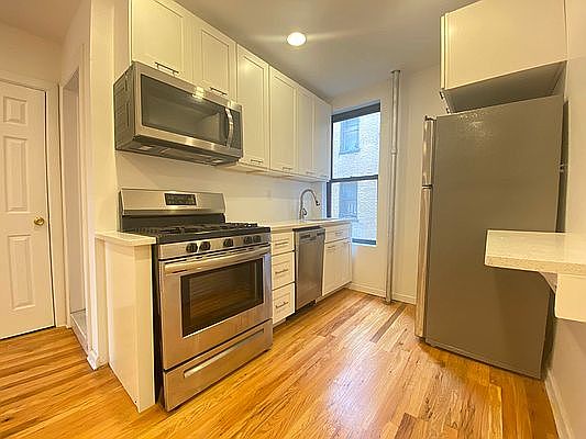 1st image of 267 Lincoln Pl #B2