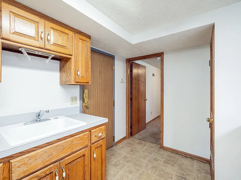 1141 S 10th St #6 — Photo 9