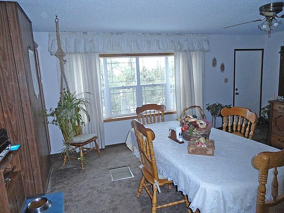4th image of 8820 Douglas Cir