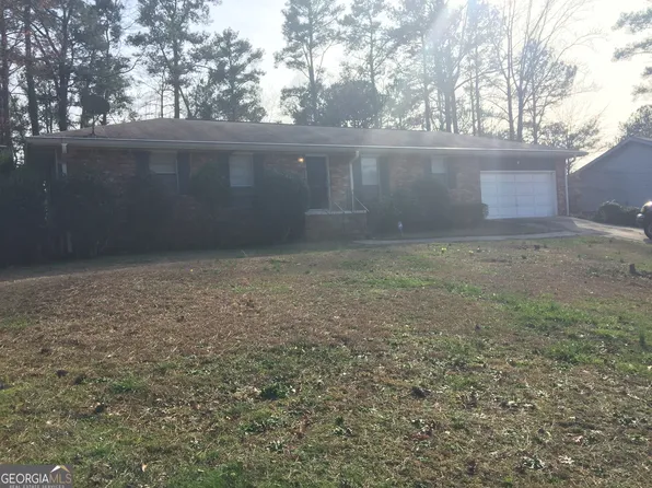 2076 Campfire Dr, Riverdale, GA 30296