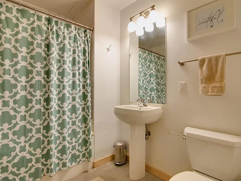 720 N 4th St #512 — Photo 15