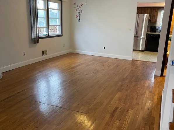 (undisclosed Address), Staten Island, NY 10312