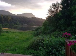 11 Lakeshore Dr, Skamania, WA 98648