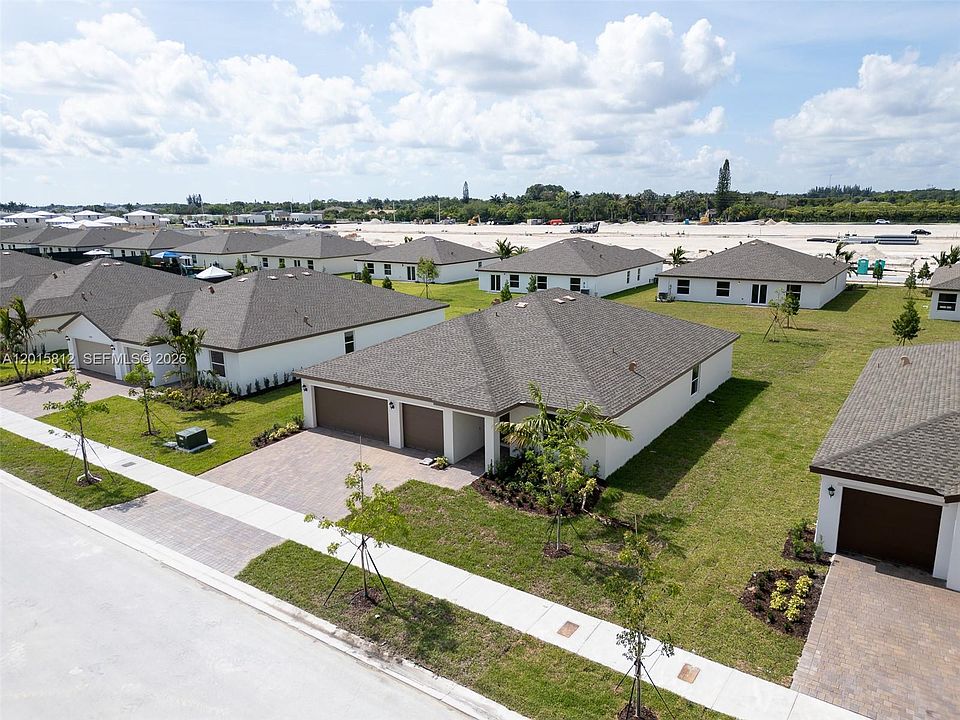 1st image of 17563 SW 285th St