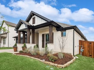 5569 Summit Creek Rd, Fort Worth, TX 76126