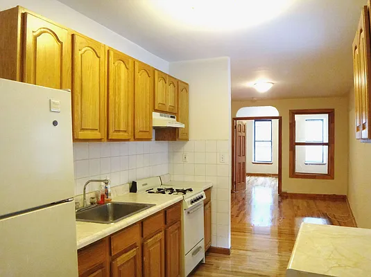 Rented by Paley Management | media 22