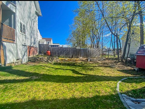 2nd image of 45 S Chestnut St #3