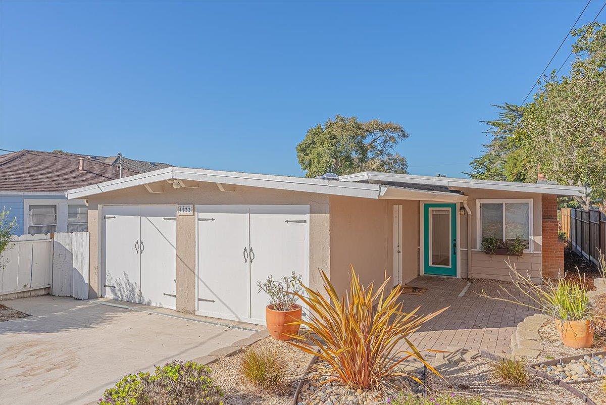 Pacific Grove, CA 93950