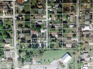 571 Ione Ave, Fort Myers, FL 33905
