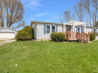 2218 Willow Rd, Milan, MI 48160