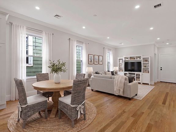 2nd image of 13 Langmaid Ave #2