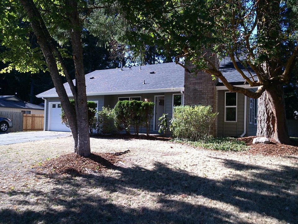 1st image of 2430 Lodgepole Dr SE