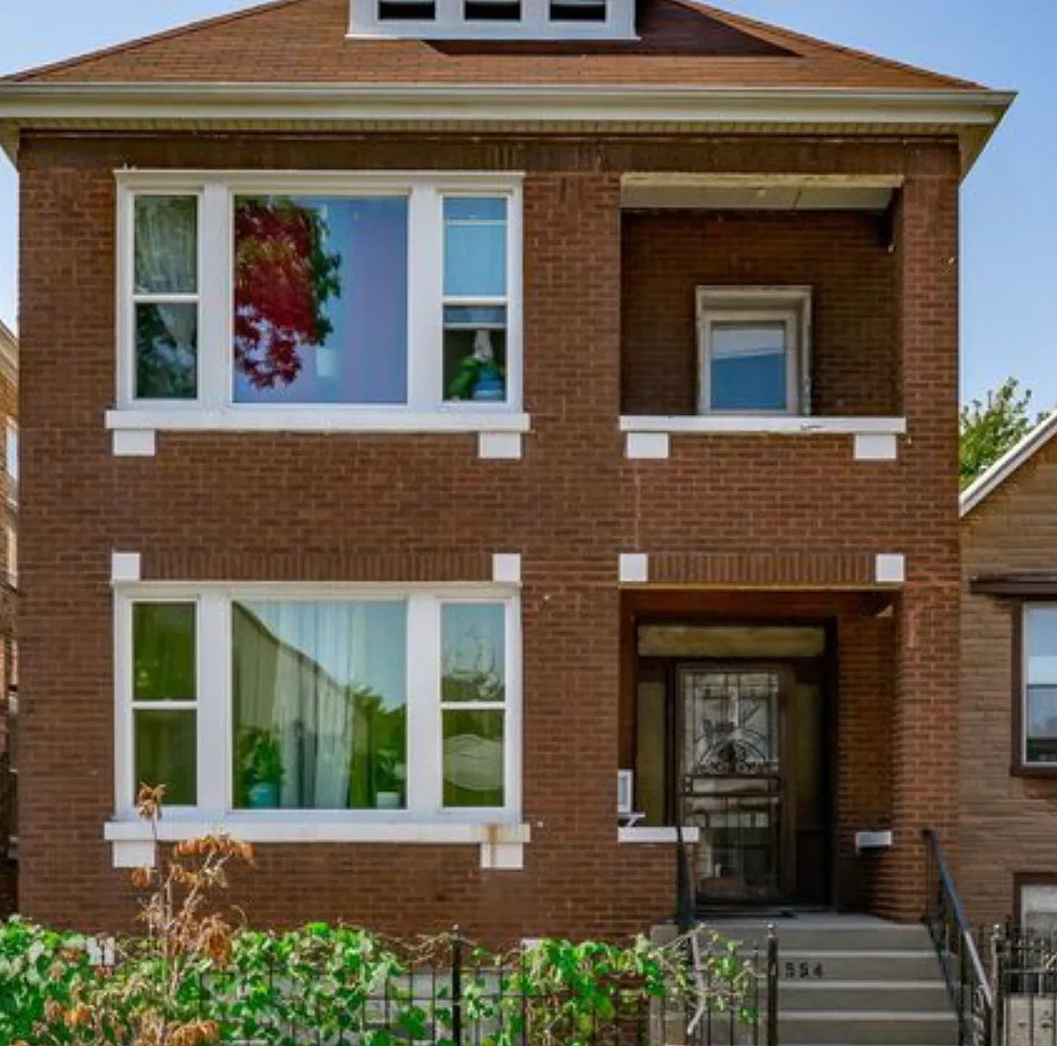 4554 S Washtenaw Ave — Photo 1