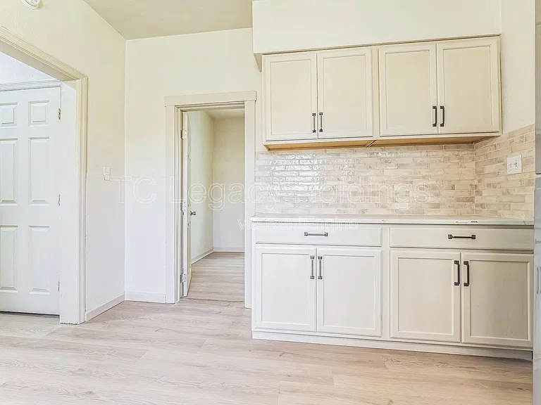 419 Walnut Ave — Photo 11