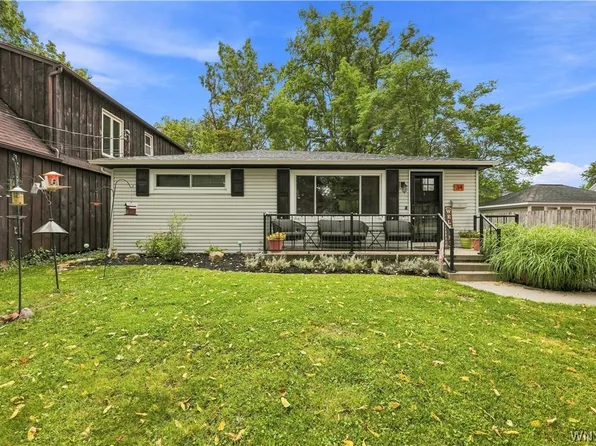 34 Plymouth Pl, Buffalo, NY 14221