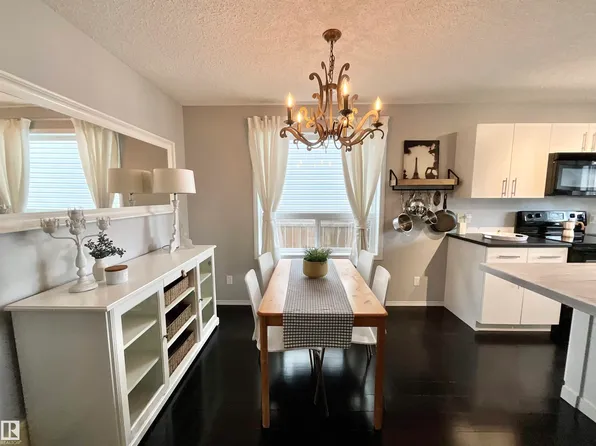 17936 85th St NW, Edmonton, AB T5Z 0C1