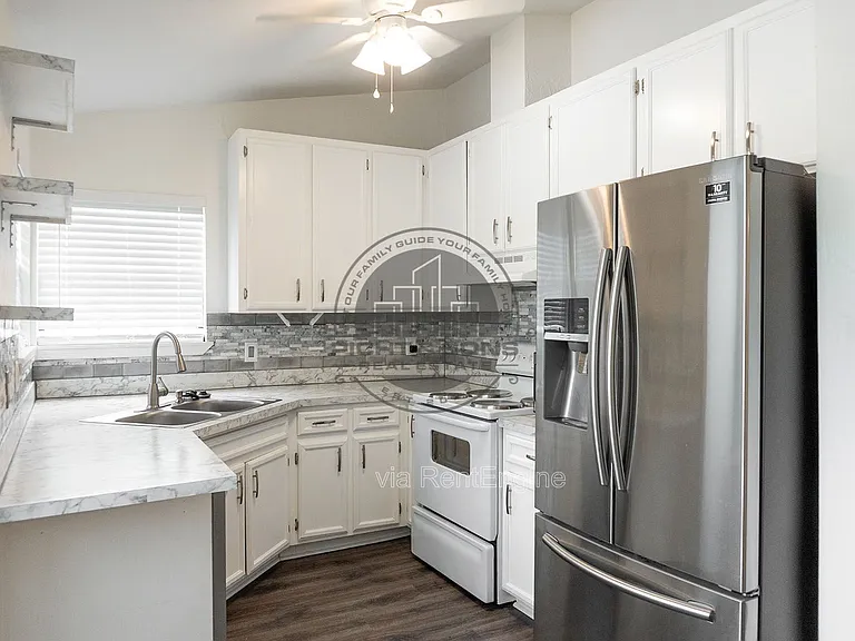 3223 Albert Dr #1 — Photo 15