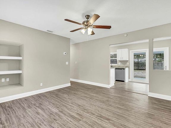 2nd image of 424 Hayton Ave