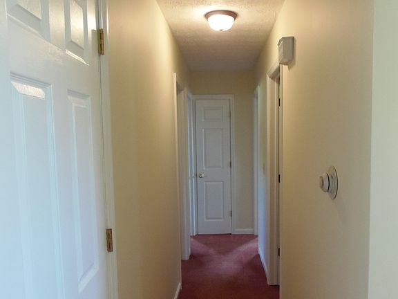 5th image of 11097 Terry Ln NW