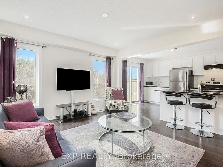 141 Maestro Ave — Photo 3