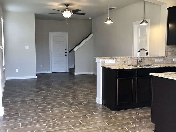 3rd image of 1005/1007 Sierra Vista Ct