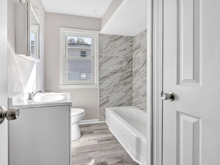 134 Alexander Ave — Photo 19