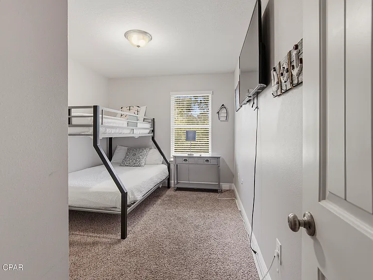 1883 Pointe Dr — Photo 16