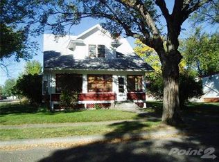 1103 2nd St W, Roundup, MT 59072
