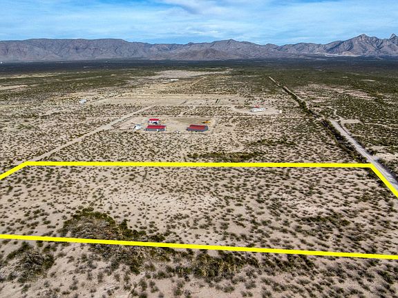 5th image of Rabbit Run Rd