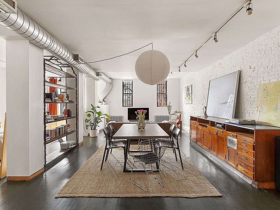 1st image of 100 Lexington Ave APT 1R