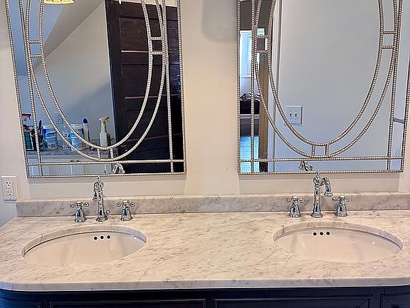 Upstairs master bath