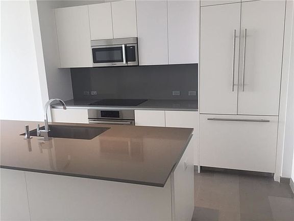2nd image of 68 SE 6th St APT 4046
