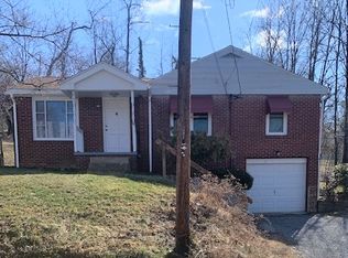 922 Cayton St, Morgantown, WV
