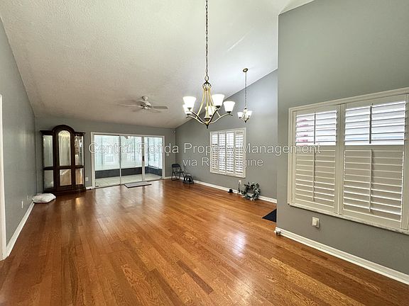 2nd image of 2939 Hanover Ct