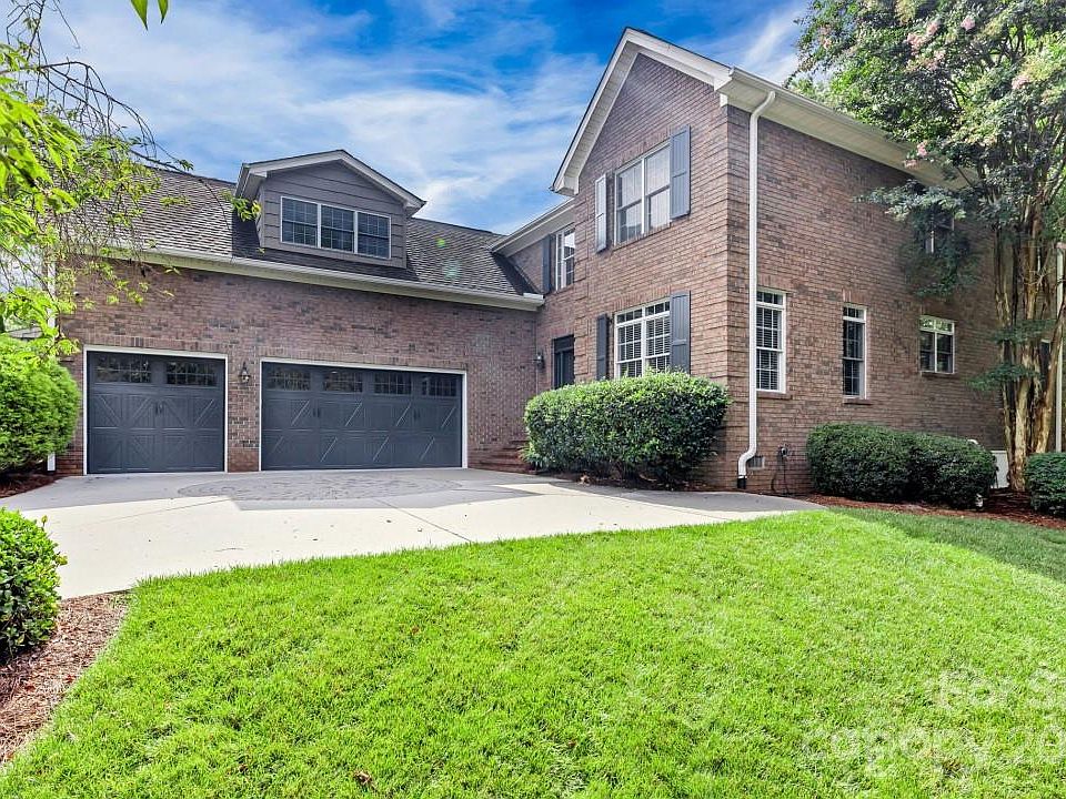 1305 Westminster Dr, Greensboro, NC 27410 Zillow