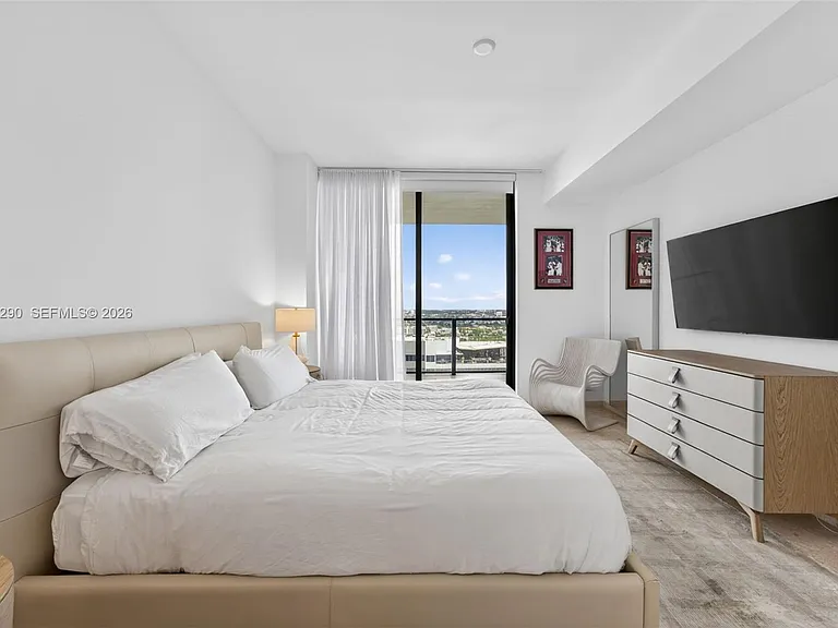 88 SW 7th St #2408 — Photo 10