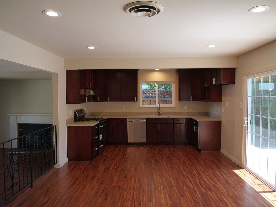 1st image of 1469 Lucena Ct