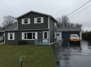 8360 E Wind Lake Rd, Wind Lake, WI 53185