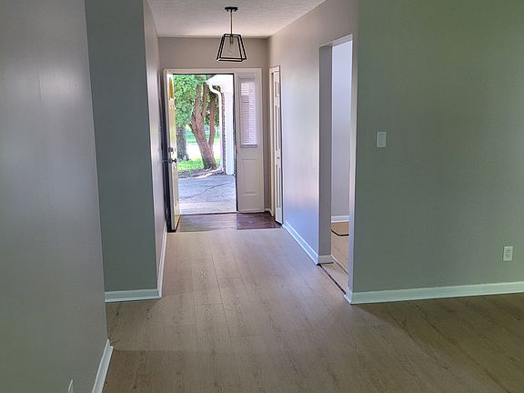 4th image of 3119 N Osceola Ln